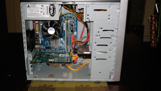Exclusive Photos: Psystar's Case, Shipping Contents